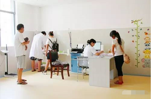 骨密度仪品牌设备走进景谷县妇幼保健院经过准备和调试正式使用